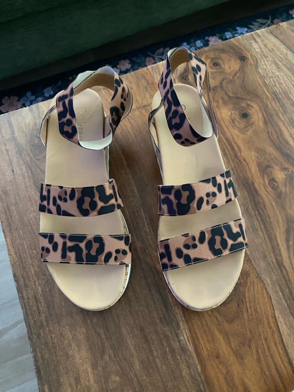 Women’s Leopard Print Strappy Sandals - Brown